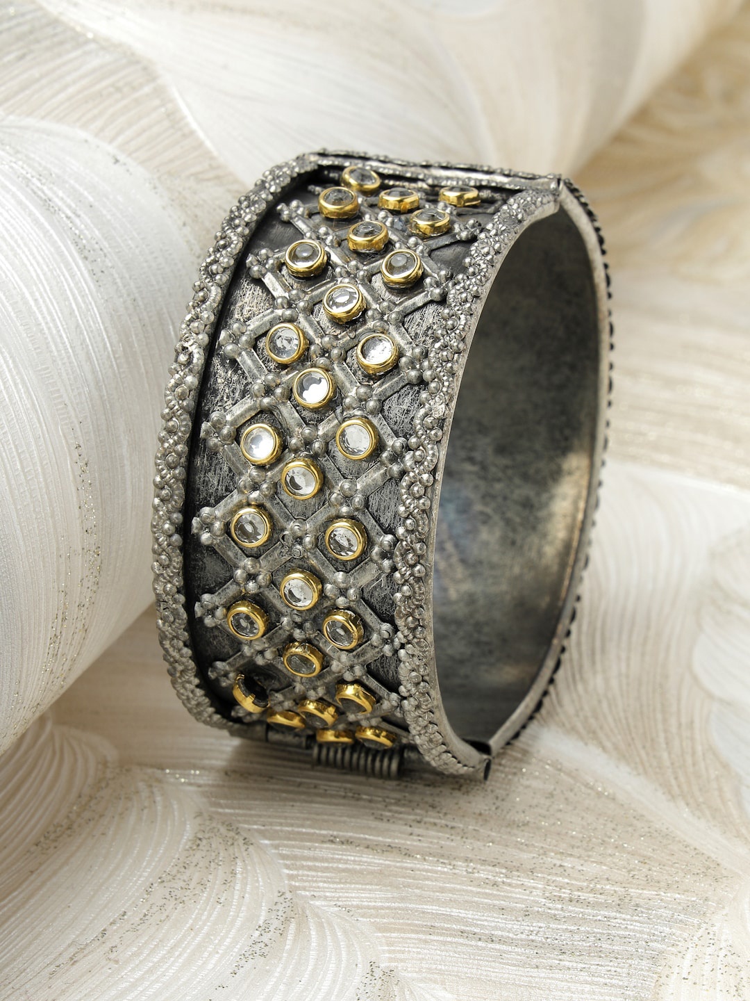 

Moedbuille Crystals Oxidised Silver-Plated Bangle-Style Bracelet