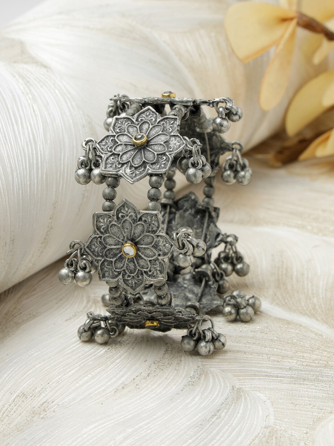 

Moedbuille Women Silver-Plated Brass Crystals Oxidised Bangle-Style Bracelet
