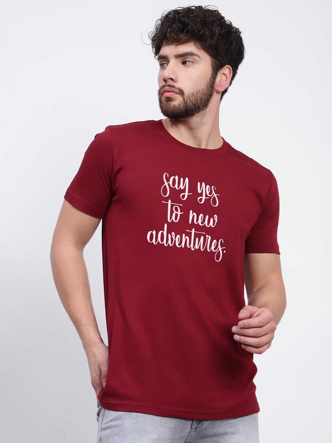 

T-SHIRT TRUCK Typography Printed Cotton T-shirt, Maroon