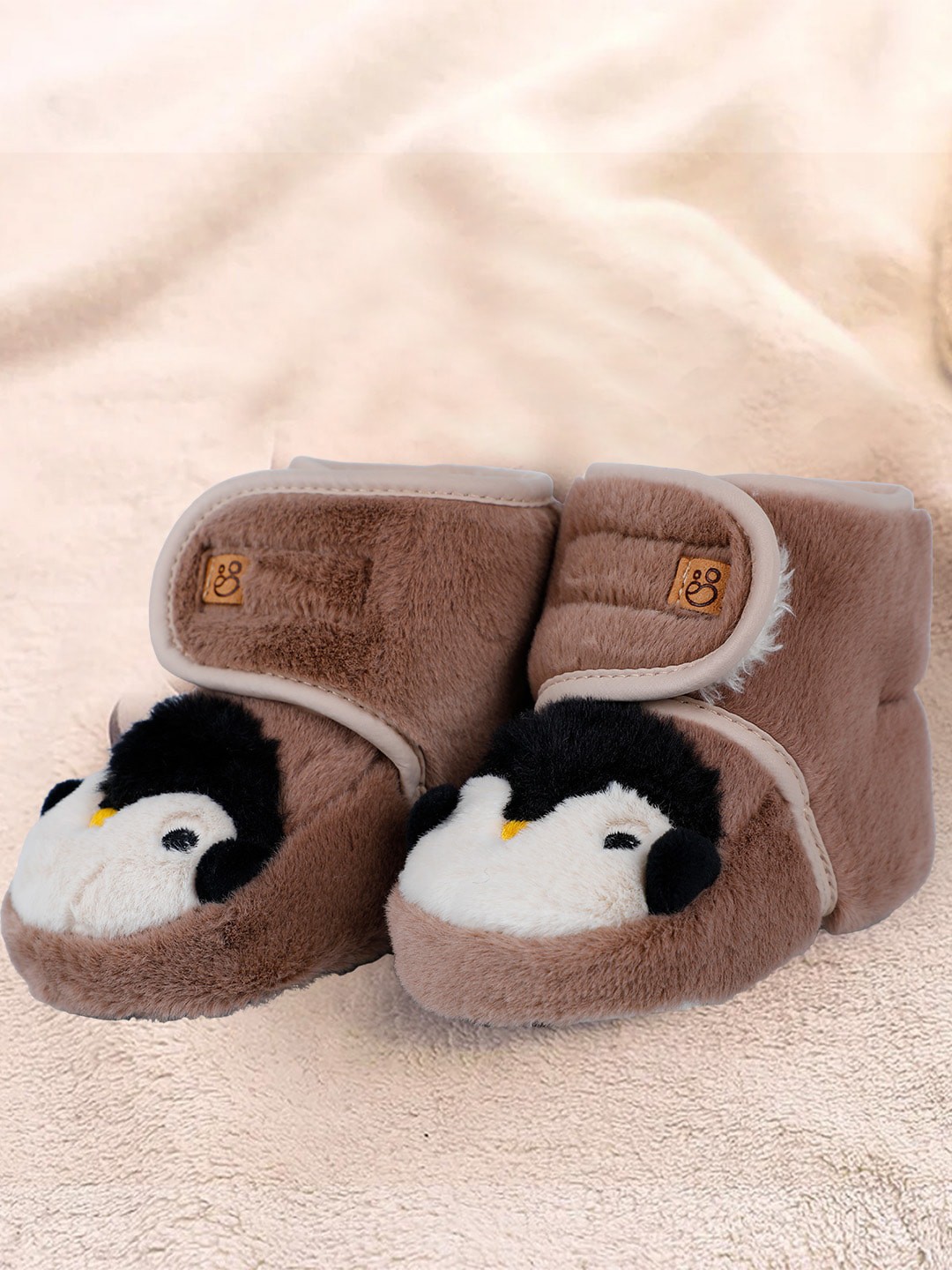 

Baby Moo Infants Self Design Pure Wool Anti-Slip Booties, Brown