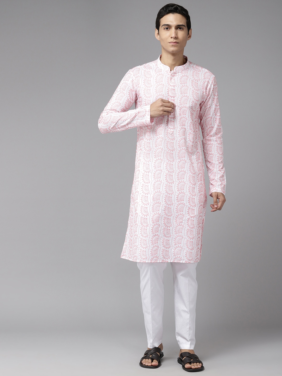 

See Designs Men Ethnic Motifs Embroidered Chikankari Pure Cotton Kurta with Pyjamas, White