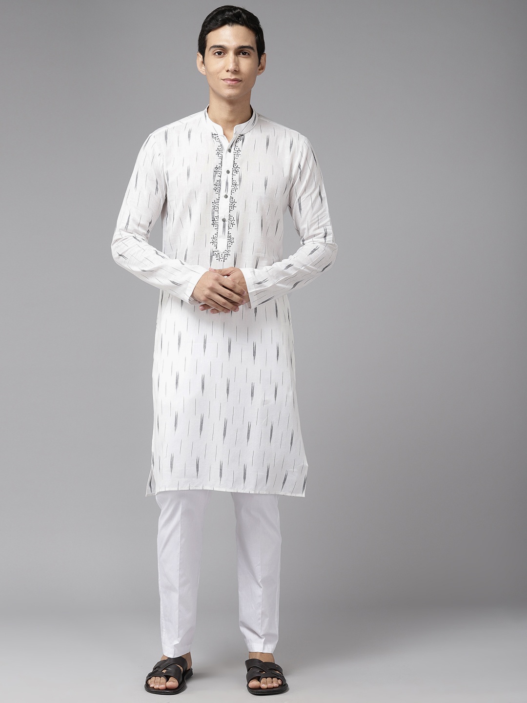 

See Designs Men White Printed Mandarin Collar Thread Work Pure Cotton Kurta with Pyjamas