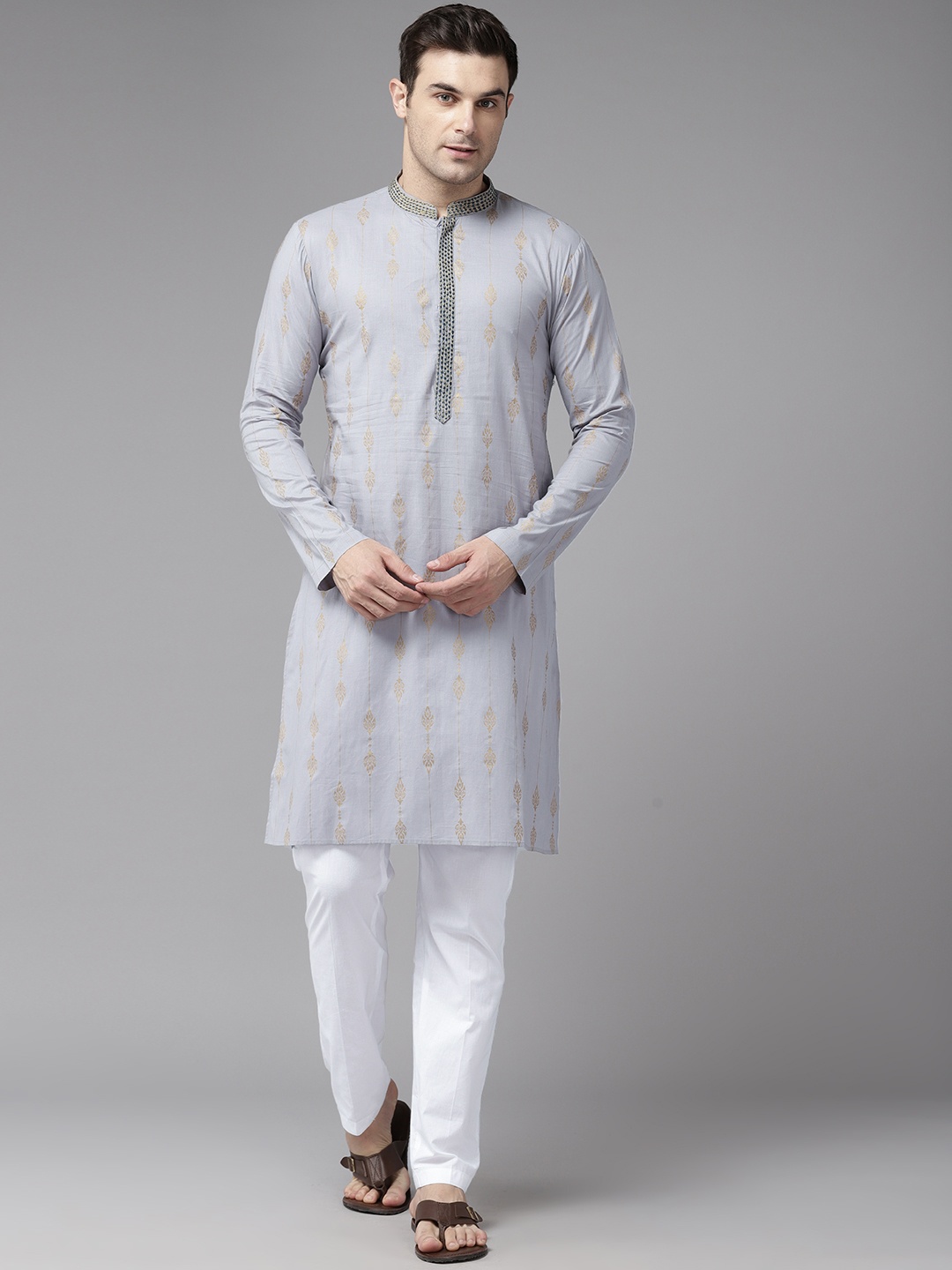 

See Designs Men Ethnic Motifs Embroidered Thread Work Pure Cotton Kurta with Pyjamas, Grey