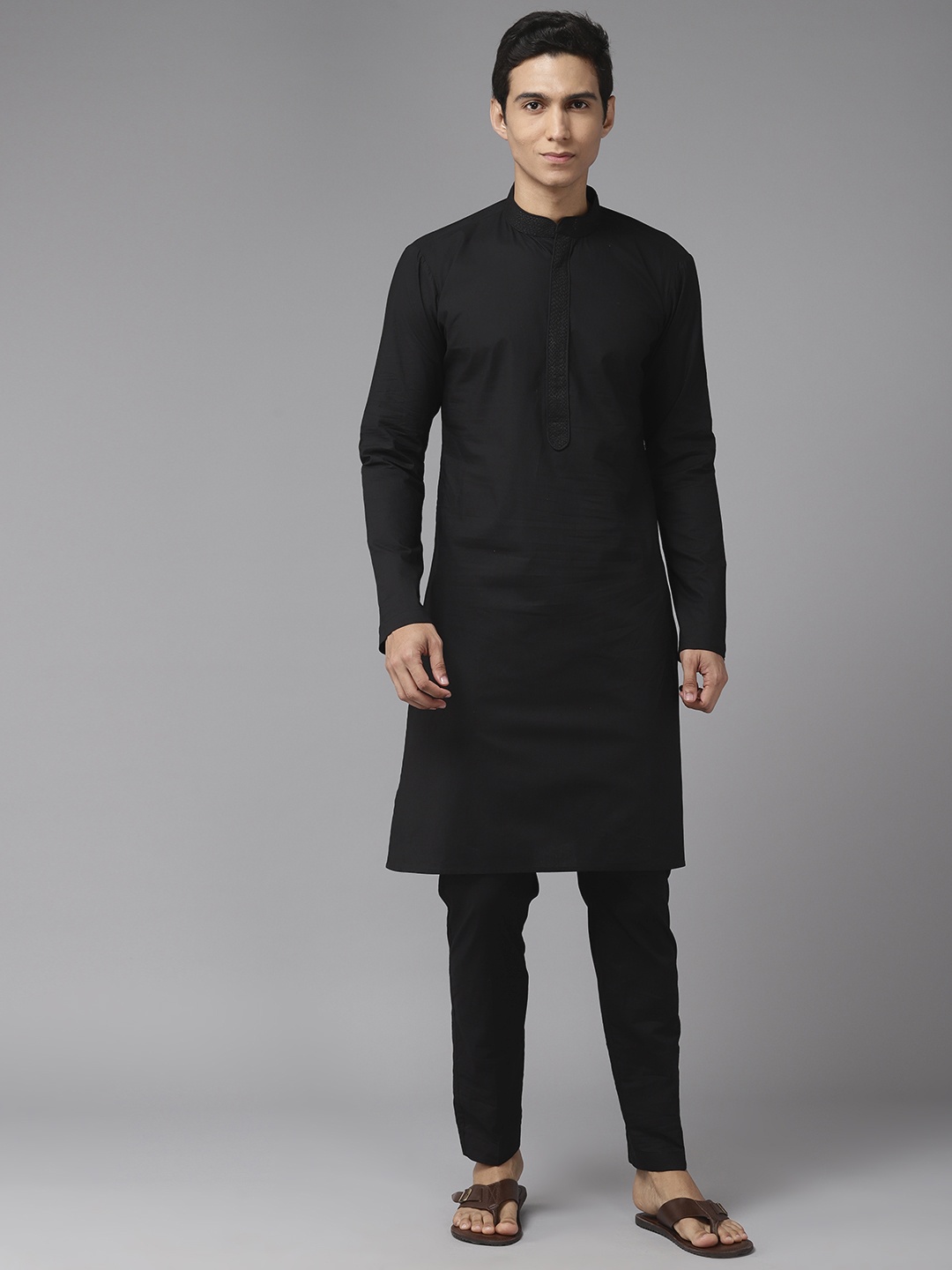 

See Designs Men Embroidered Thread Work Pure Cotton Kurta with Pyjamas, Black
