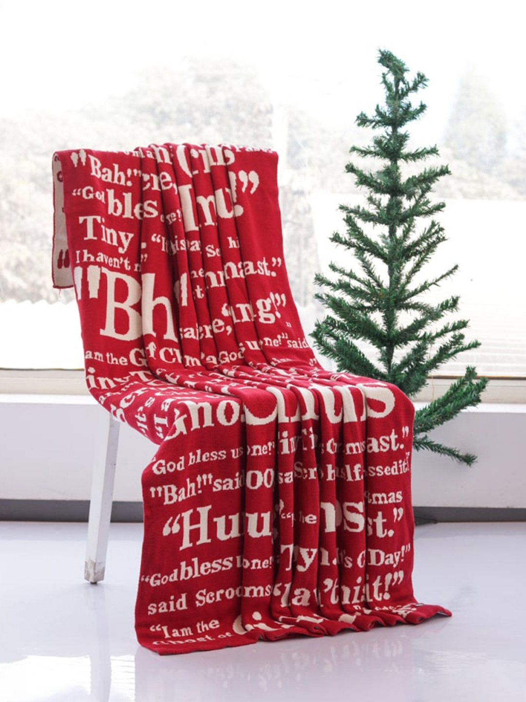 

Pluchi Red & White Printed Pure Cotton Sofa Throw Blanket