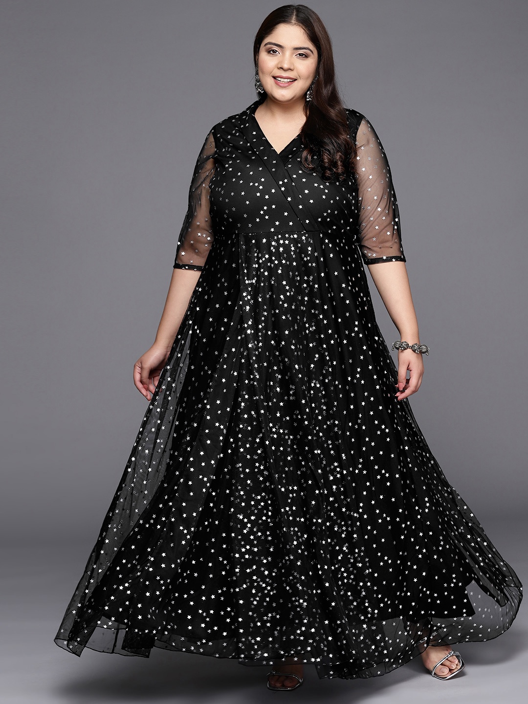 

A PLUS BY AHALYAA Plus Size Printed Net V-neck Maxi Ethnic Dress, Black