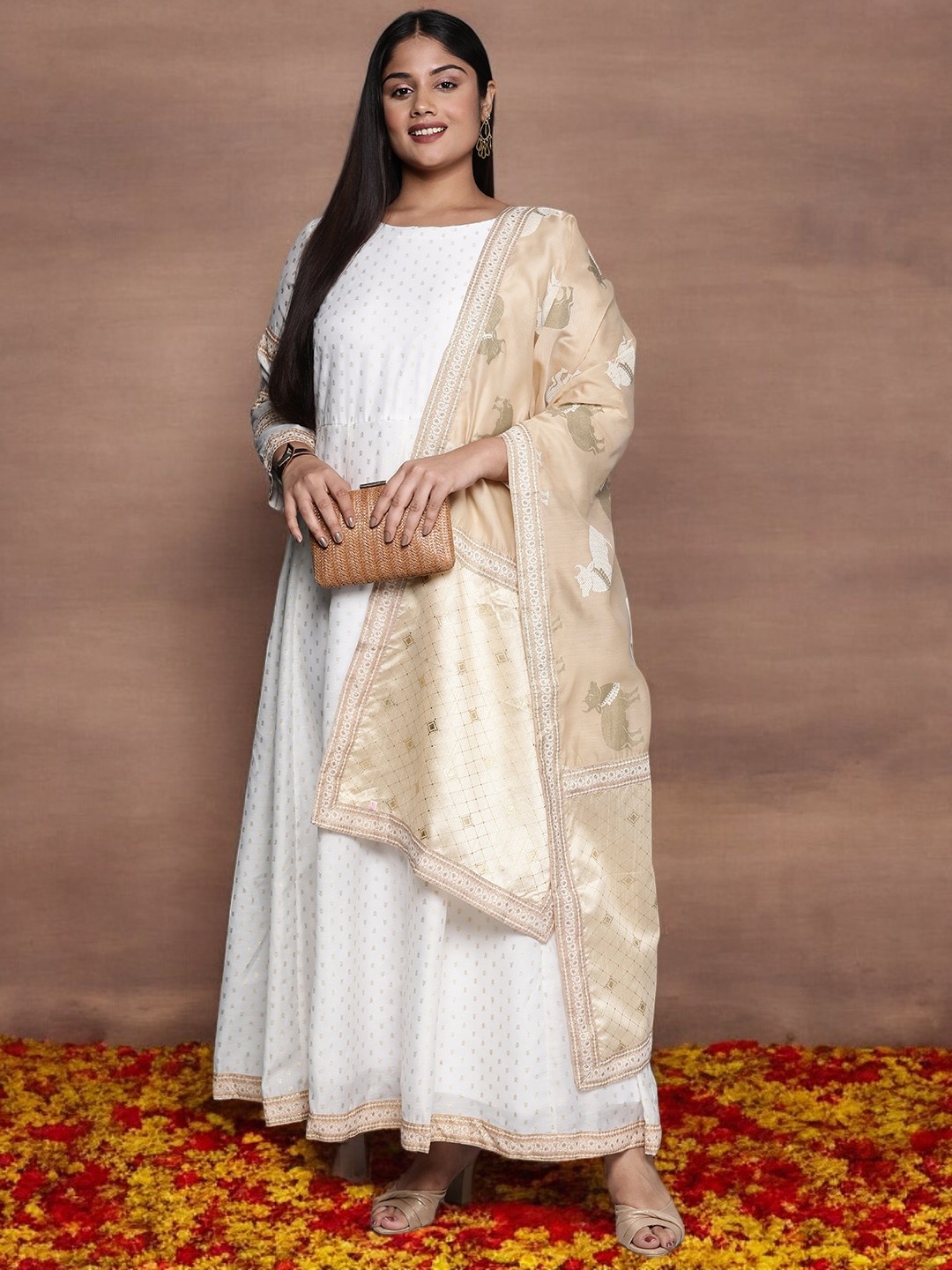 

A PLUS BY AHALYAA Plus Size Boat Neck Maxi Ethnic Dress With Dupatta, Off white