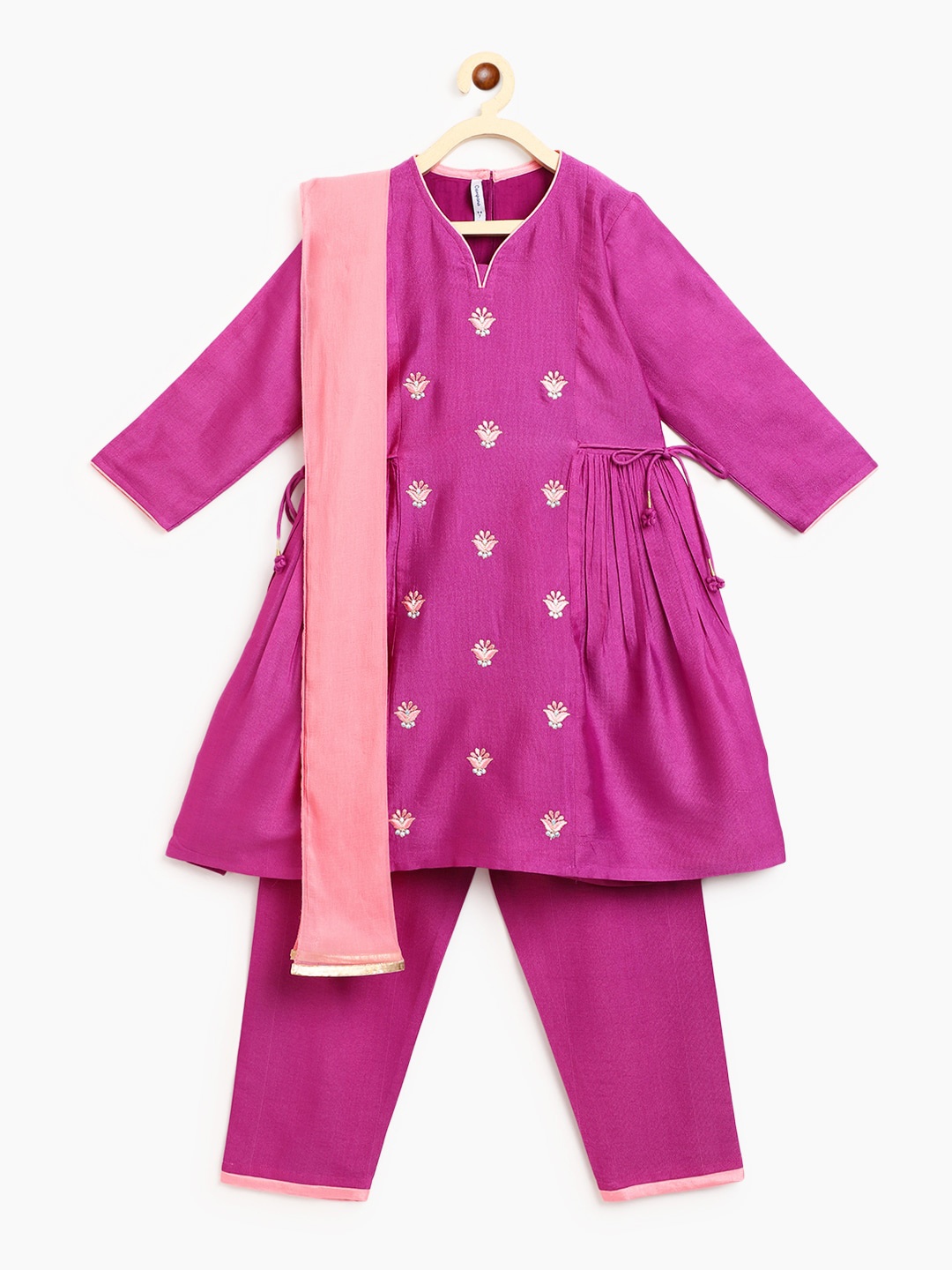 

Campana Ethnic Motifs Embroidered V-Neck Kurta with Trousers & With Dupatta, Purple