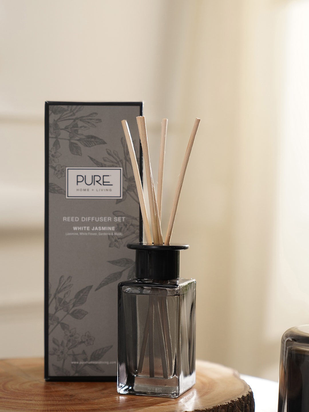 

Pure Home and Living Jasmine Reed Diffuser Set, Black