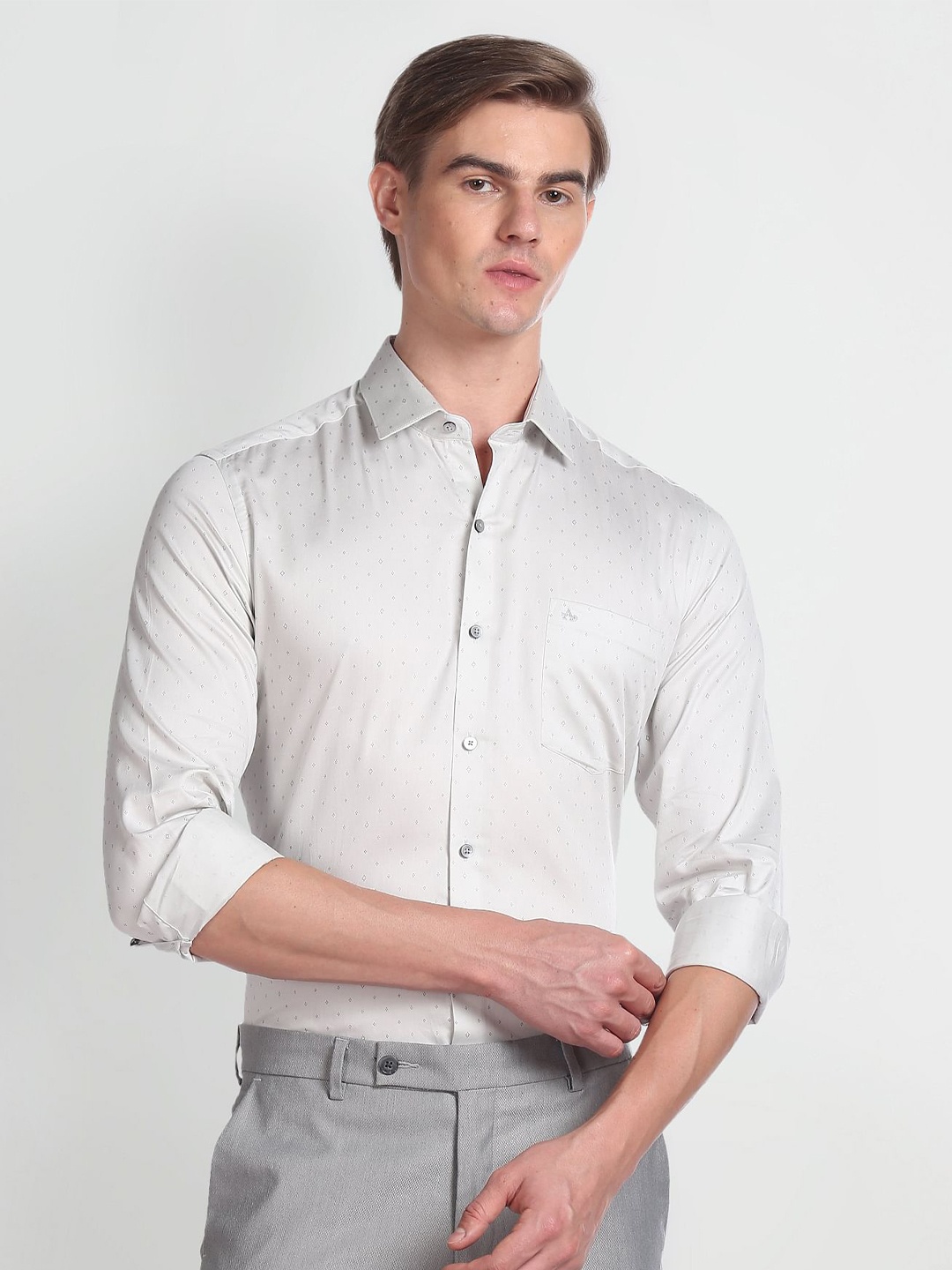 

Arrow Slim Fit Micro Ditsy Printed Pure Cotton Casual Shirt, Off white