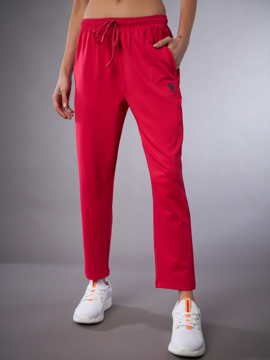 

UNPAR Women Moisture-Wicking Lightweight Mid-Rise Regular Fit Sports Track Pants, Pink