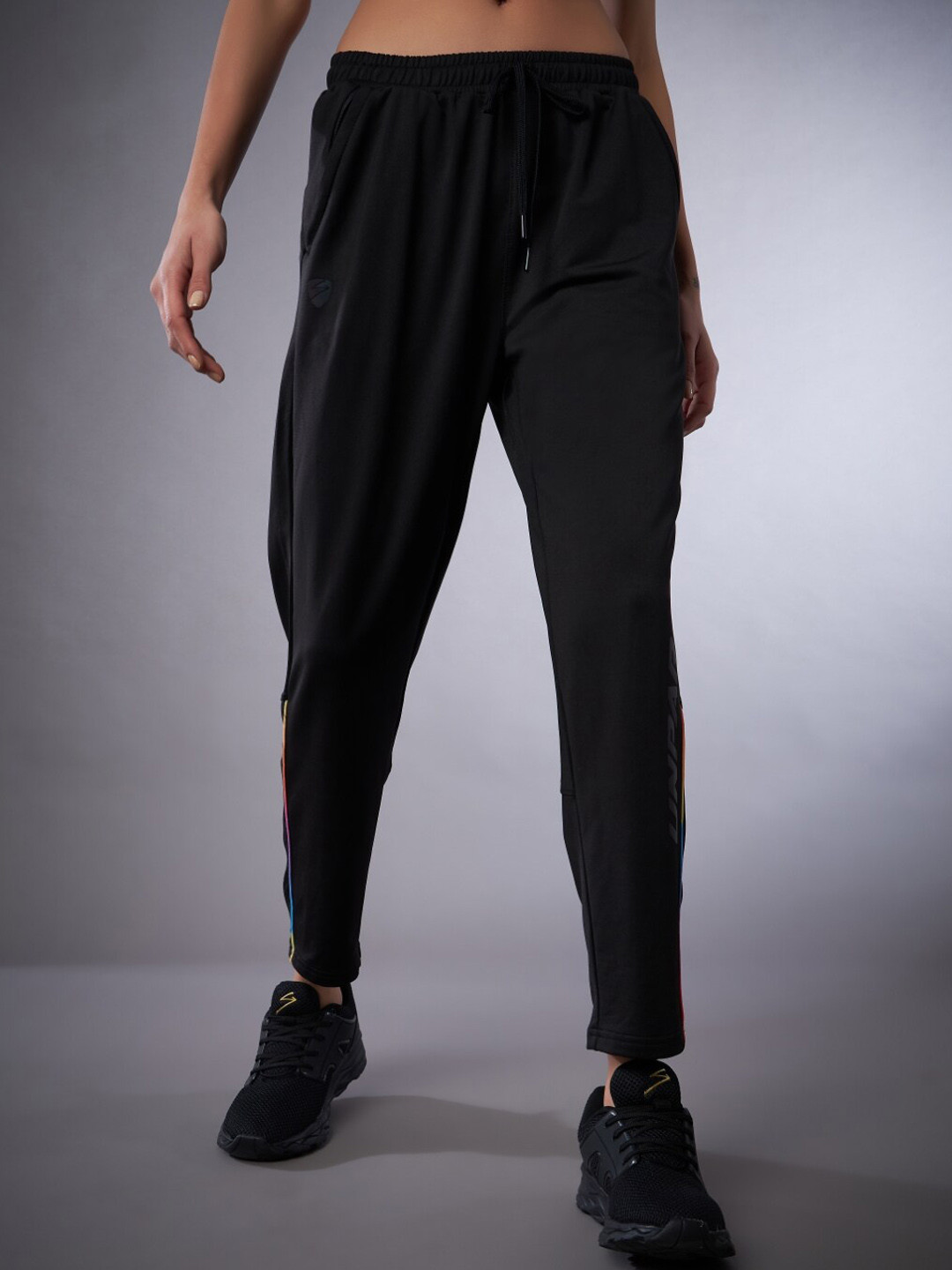 

UNPAR Women Mid Rise Breathable Sports Track Pants, Black