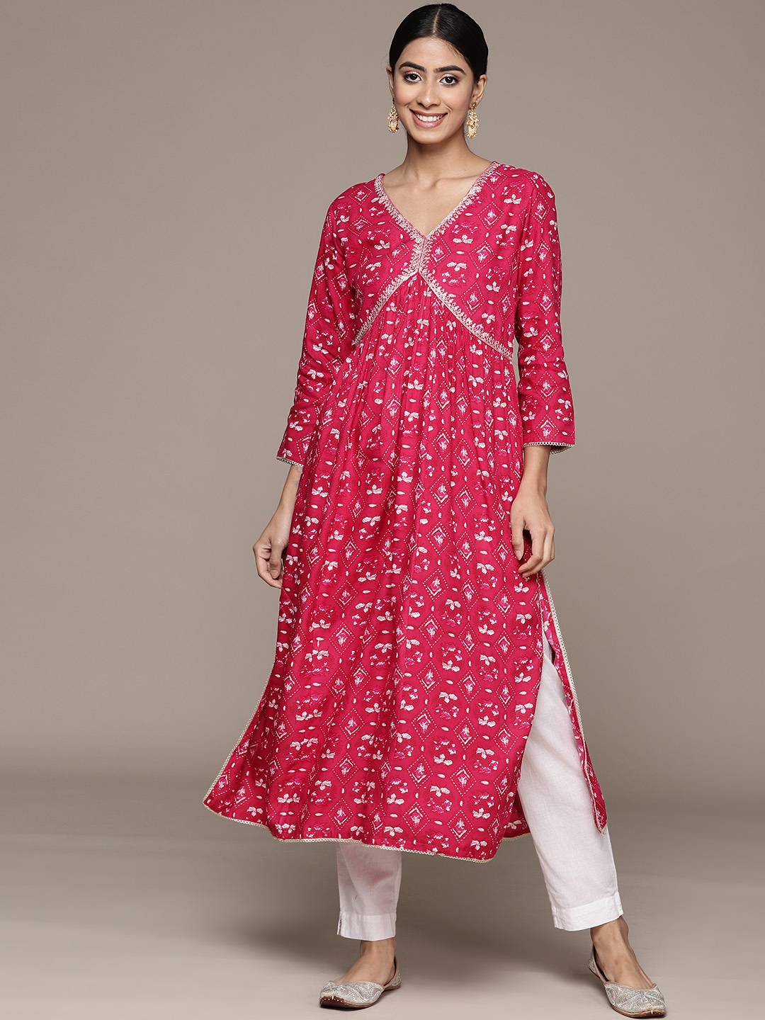 

Ishin Women Ethnic Motifs Printed A-Line Kurta, Fuchsia