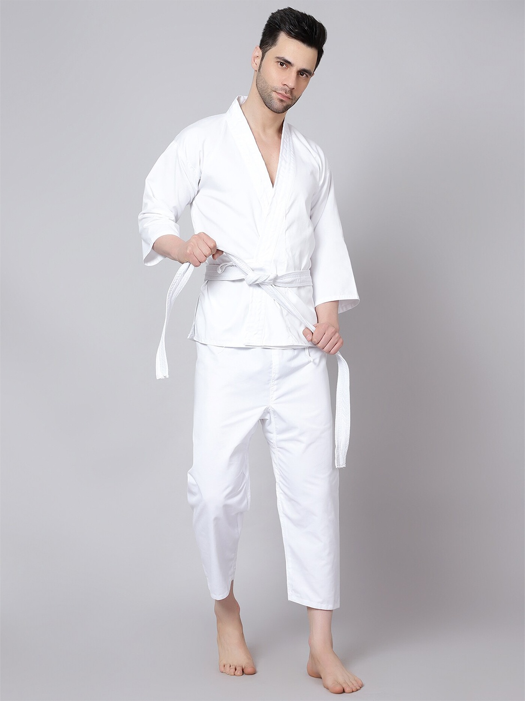 

Shiv Naresh Men Karate Kit With Belt, White