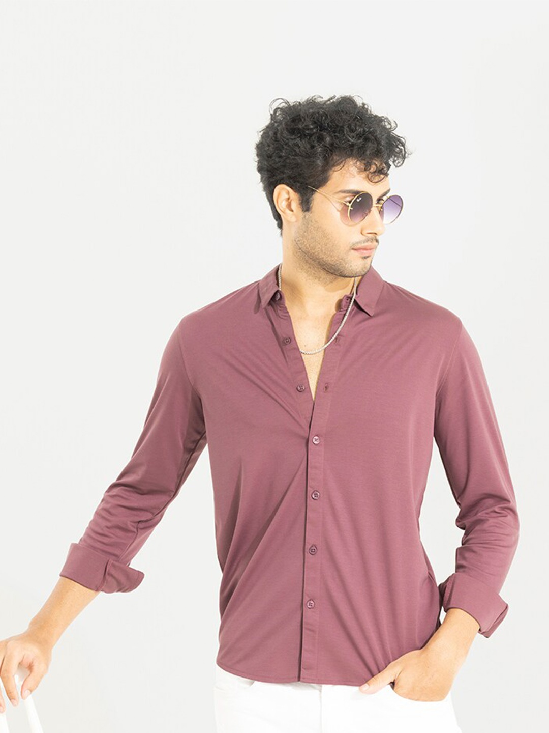 

Snitch Purple Classic Slim Fit Cotton Casual Shirt