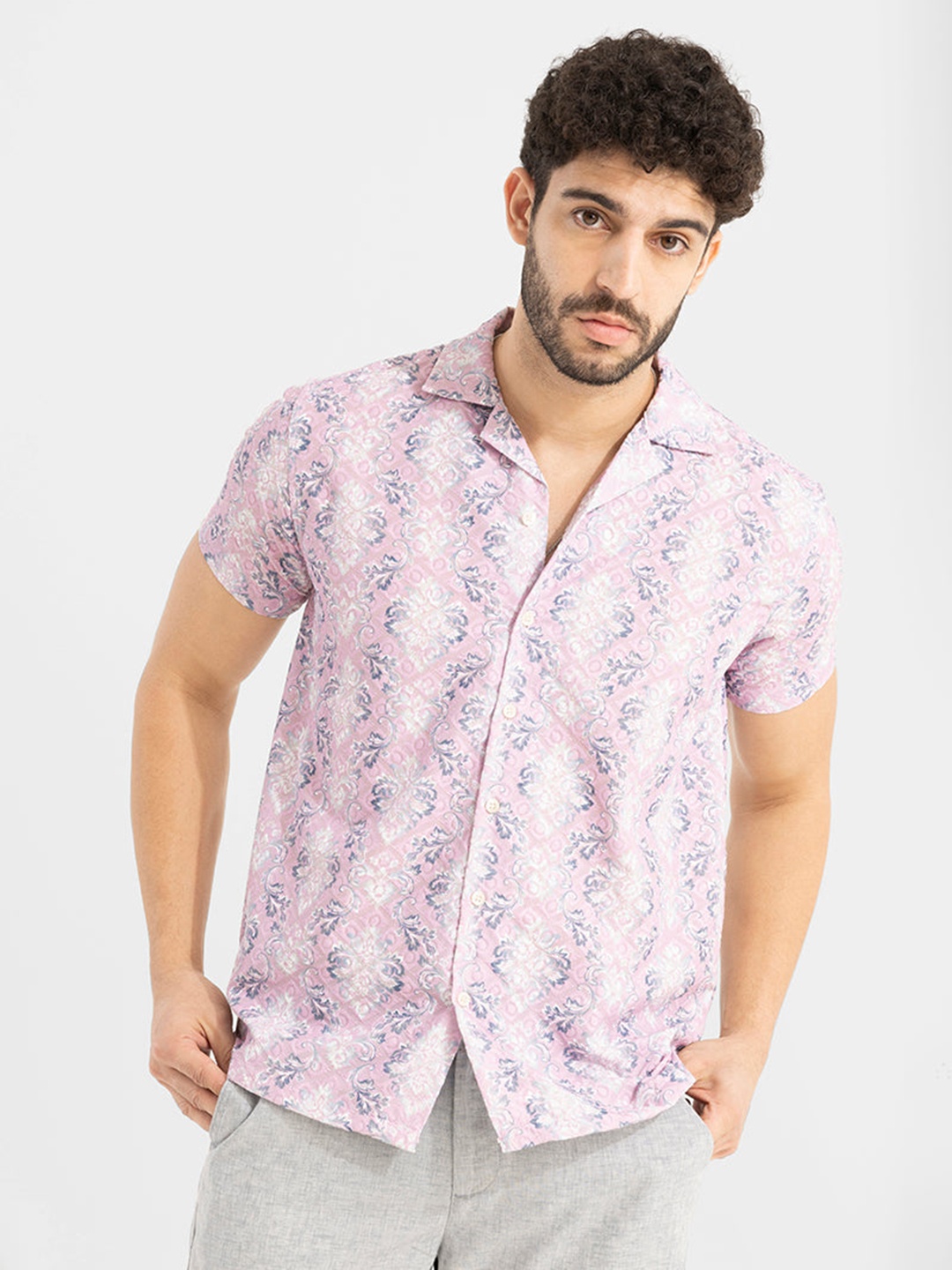 

Snitch Pink & Grey Classic Floral Printed Cotton Casual Shirt