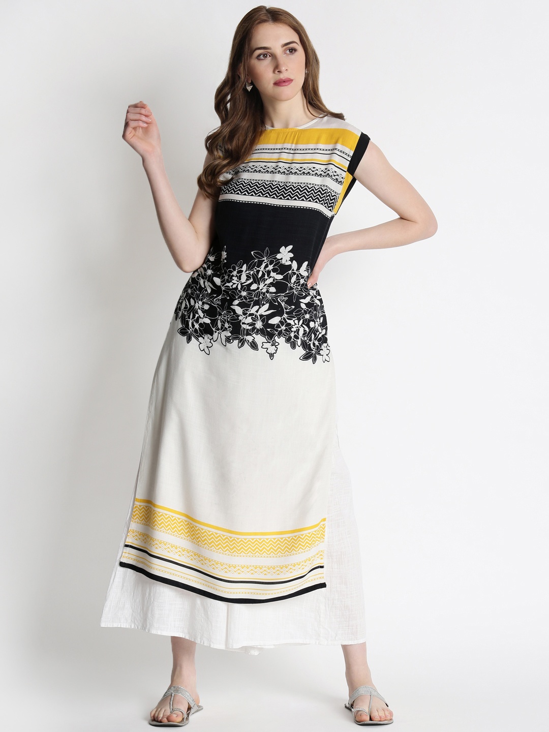 

RANGMANCH BY PANTALOONS Women Off-White & Black Printed A-Line Kurta
