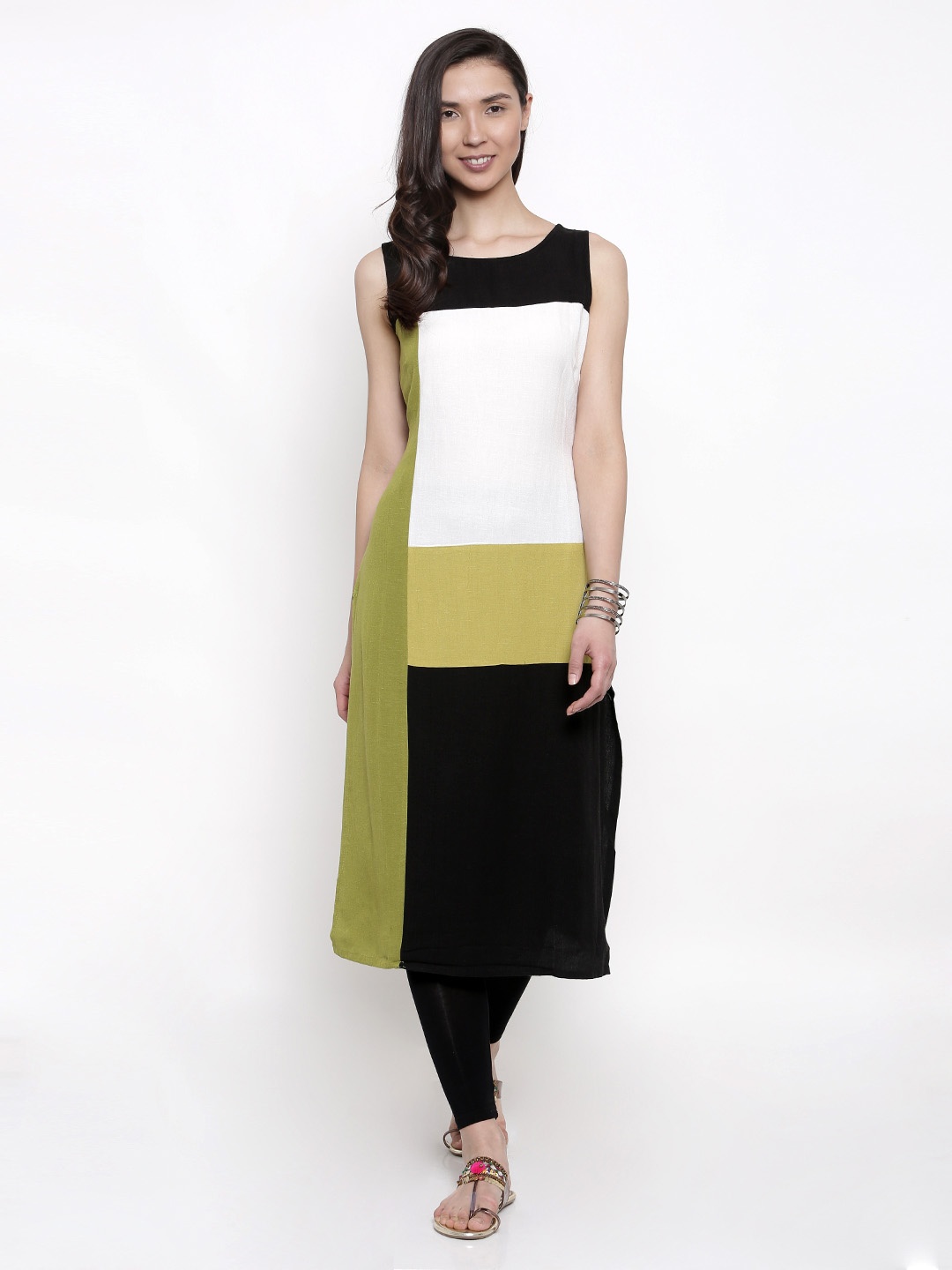 

RANGMANCH BY PANTALOONS Women Black & White Colourblocked Straight Kurta