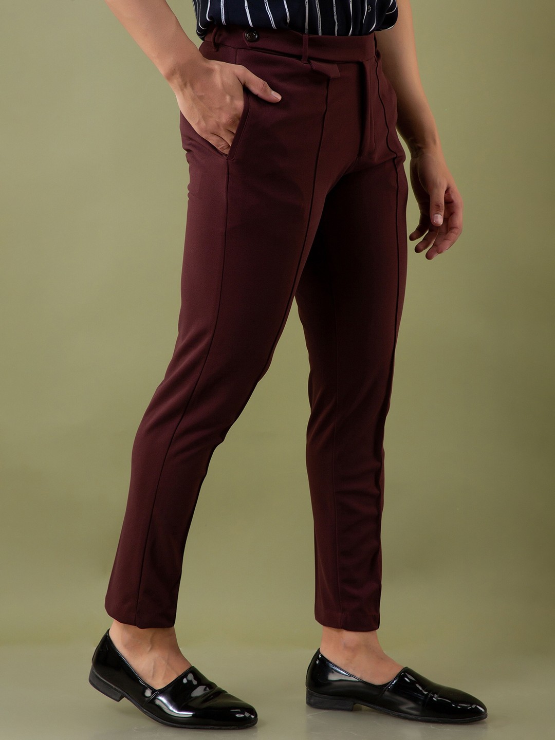 

QAROT MEN Men Tapered Fit High-Rise Plain Lycra Formal Trousers, Burgundy