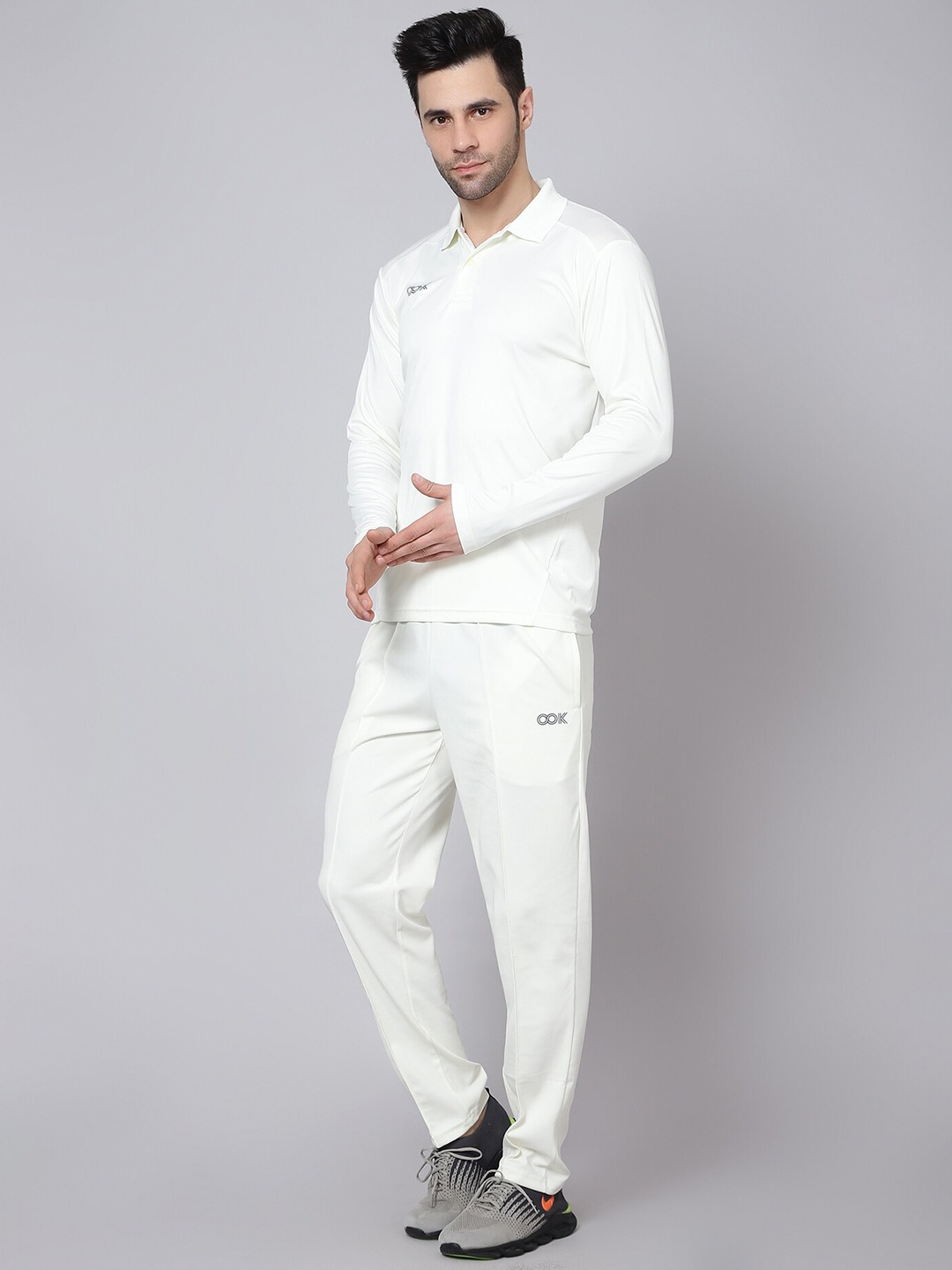 

Shiv Naresh Men Cricket T-Shirt & Track Pant, White