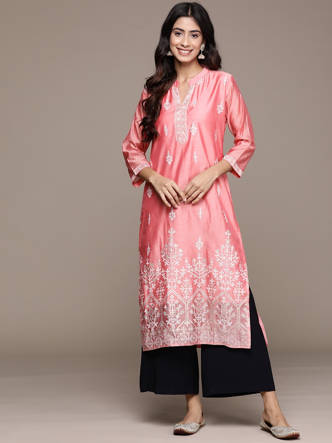 

Anubhutee Ethnic Motifs Printed Mandarin Collar Kurta, Peach