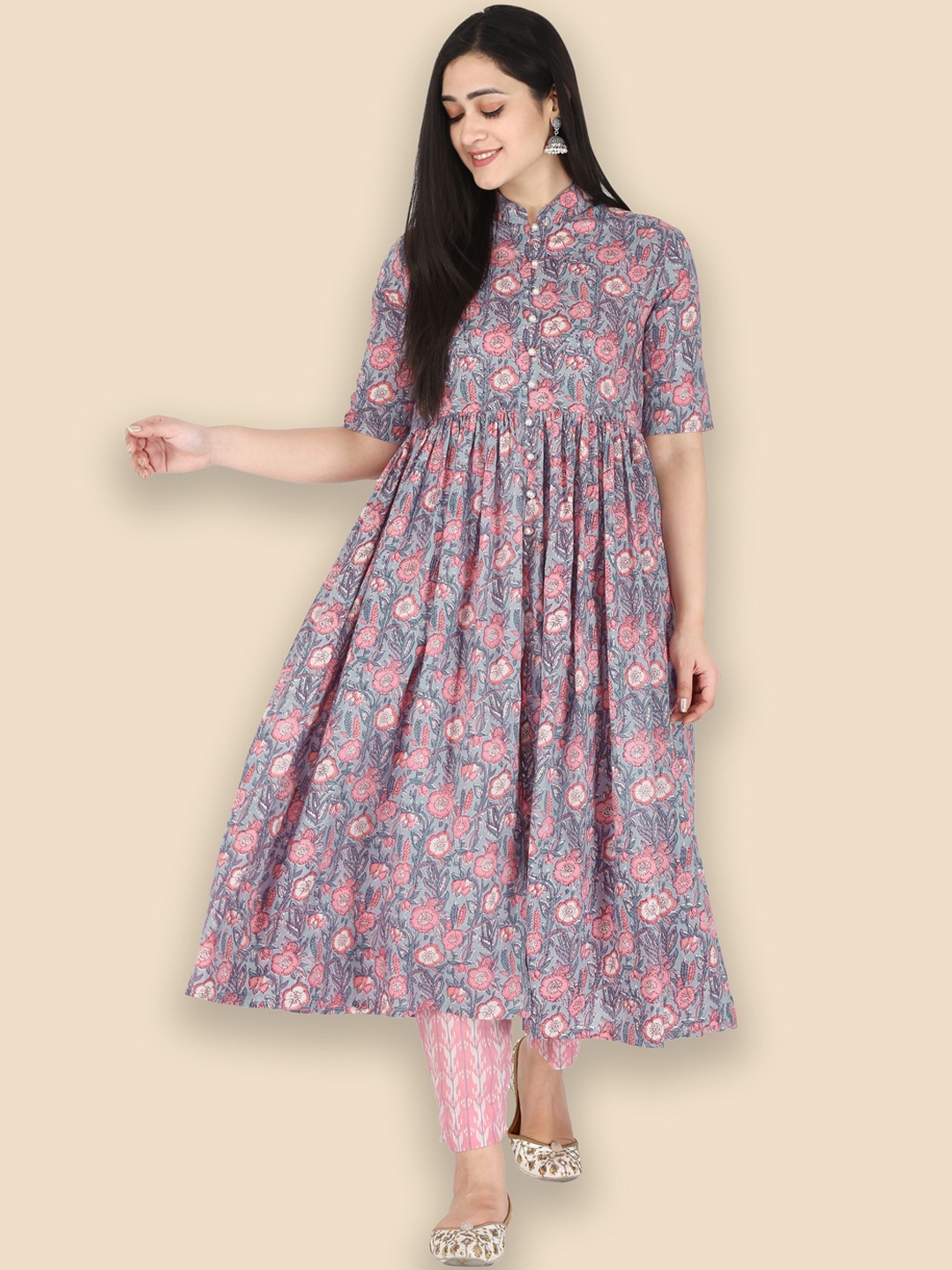 

KANNAHI Floral Printed Regular Beads & Stones Pure Cotton Anarkali Kurta with Trousers, Grey