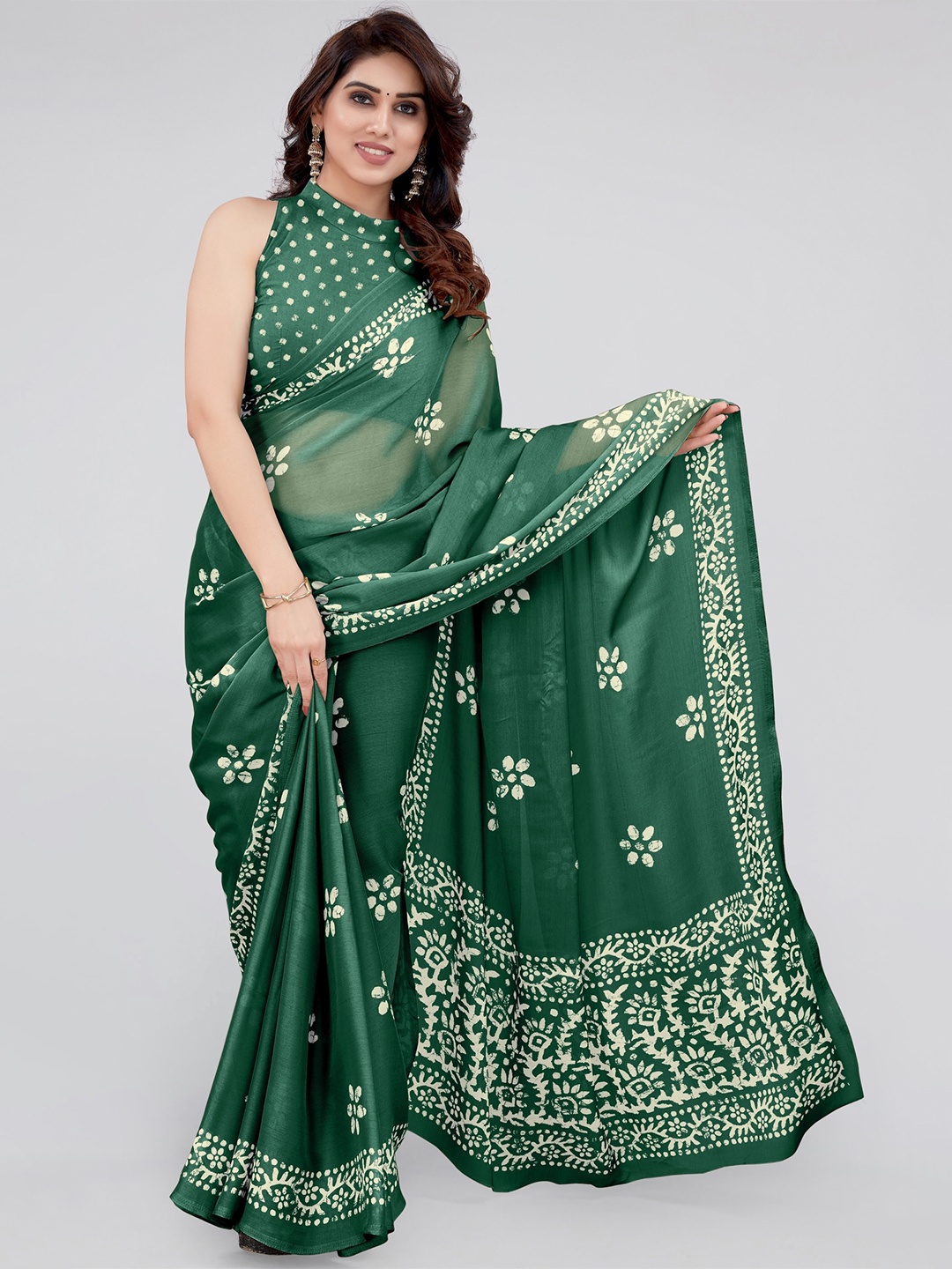 

MIRCHI FASHION Green & Cream-Coloured Batik Block Printed Saree