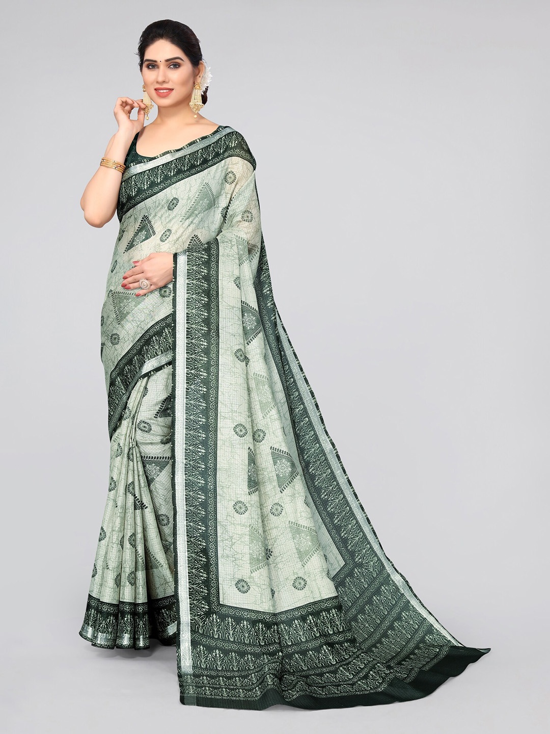 

MIRCHI FASHION Geometric Printed Zari Saree, Olive