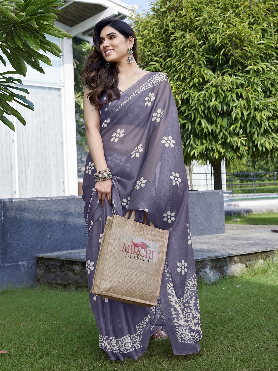 

MIRCHI FASHION Batik Block Printed Saree, Purple