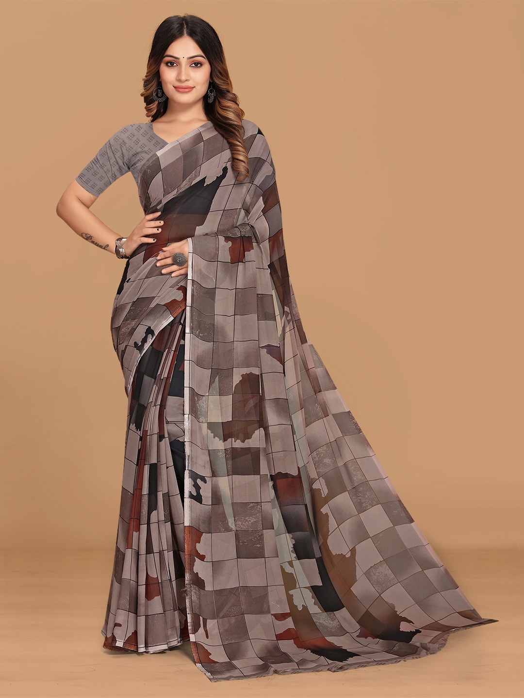 

Triveni Abstract Printed Pure Georgette Saree, Brown