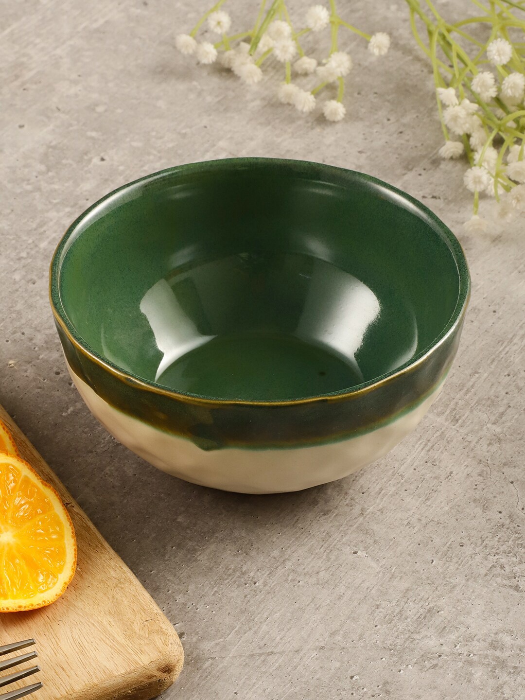 

MIAH Decor White & Green Diamond Cut Design Ceramic Serving Bowl