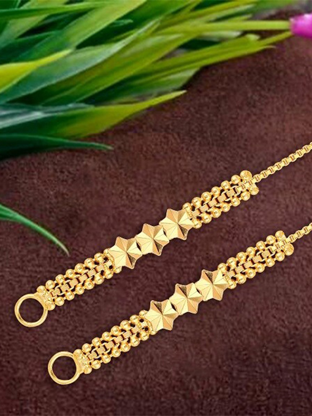 

Vighnaharta Set Of 4 Gold-Plated Classic Ear Chains