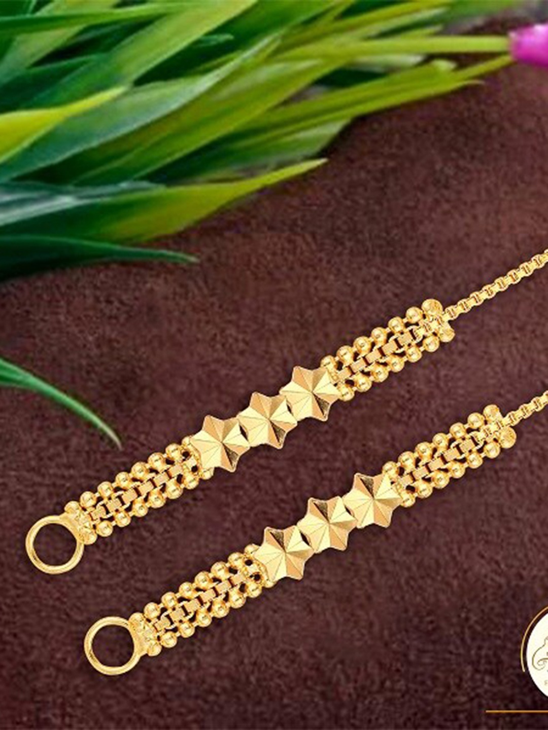 

Vighnaharta Set Of 2 Gold-Plated Ear Chains