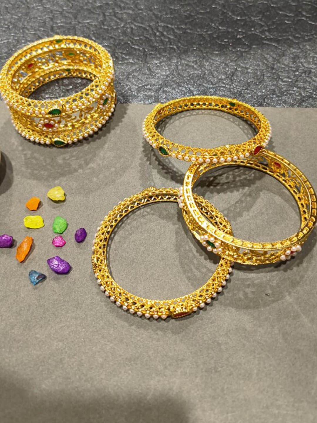 

FEMMIBELLA Set Of 6 Gold-Plated Stones-Studded & Beaded Bangles