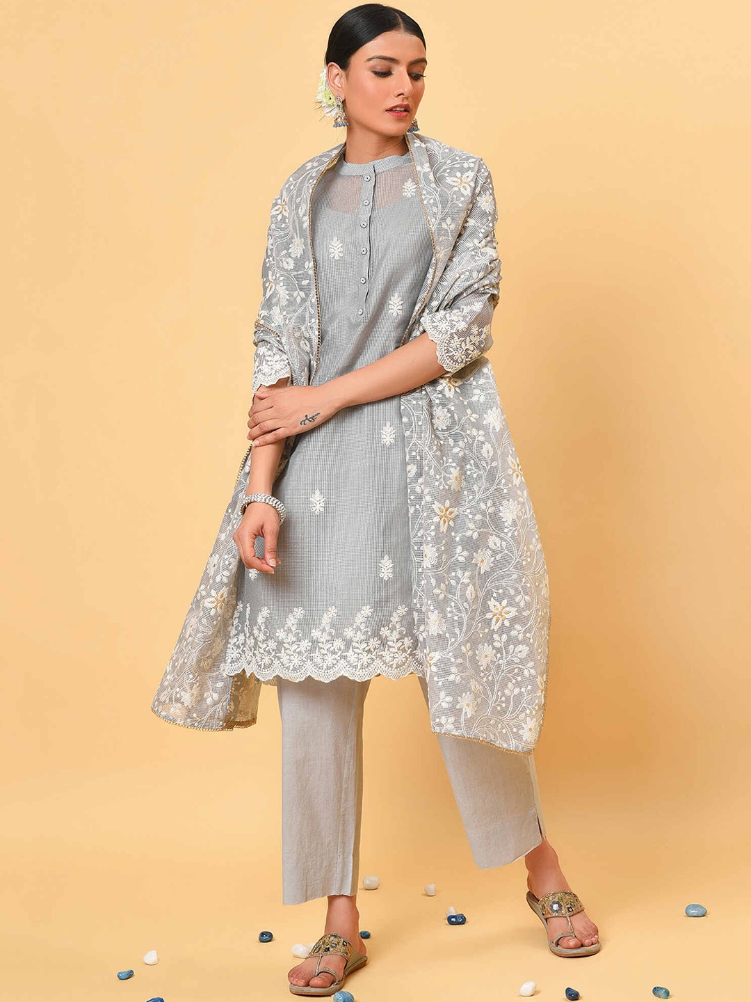 

NUHH Ethnic Motifs Embroidered Thread Work Pure Cotton Kurta With Trousers & Dupatta, Grey