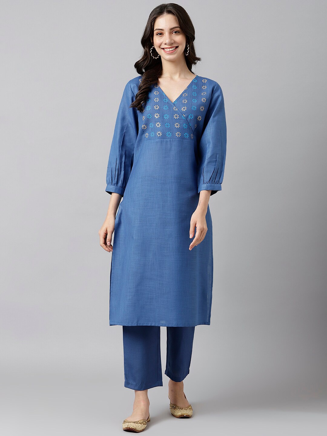 

KALINI Floral Printed V-Neck Straight Kurta, Blue