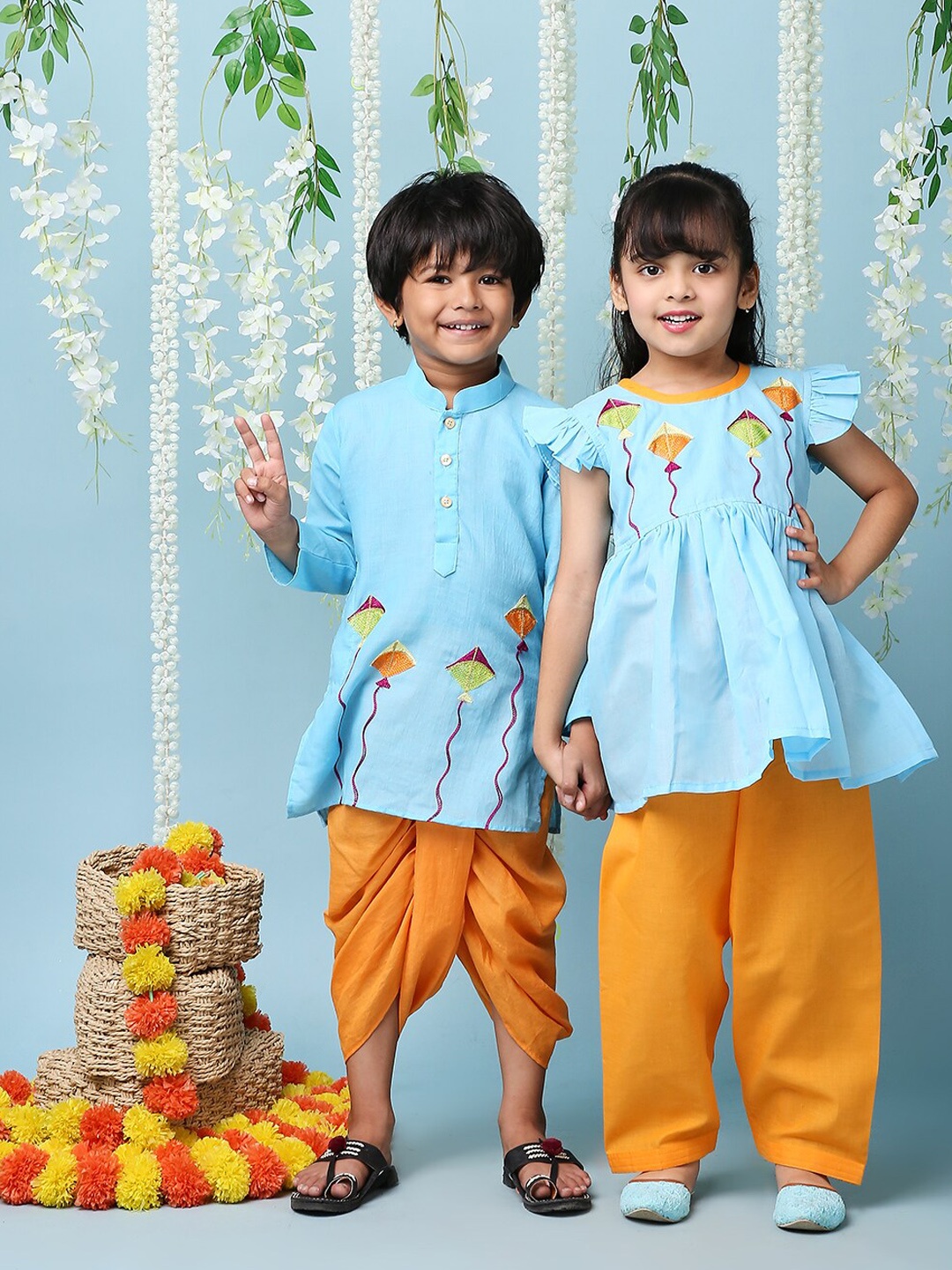 

KID1 Girls Embroidered Regular Thread Work Pure Cotton Kurti with Salwar, Blue