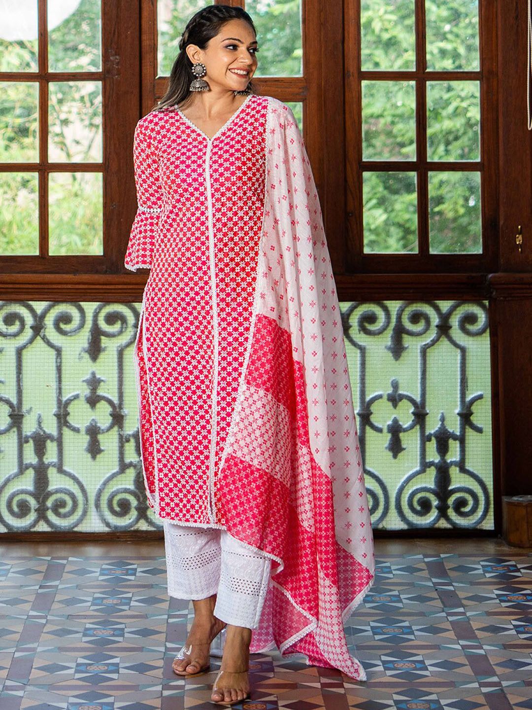 

WEAVLLITE Floral Printed V-Neck Bell Sleeves Kurta with Trousers & Dupatta, Pink