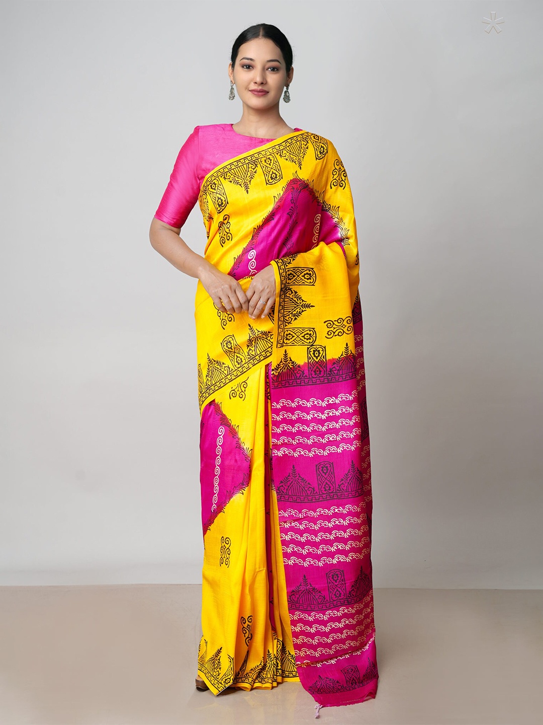 

Unnati Silks Ethnic Motifs Printed Handloom Mysore Silk Saree, Yellow