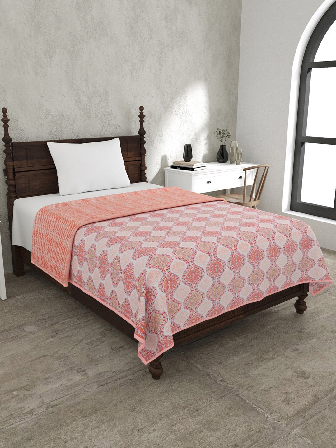 

JAIPUR FABRIC Wavy White Ethnic Motifs Cotton Mild Winter 120 GSM Single Bed Dohar