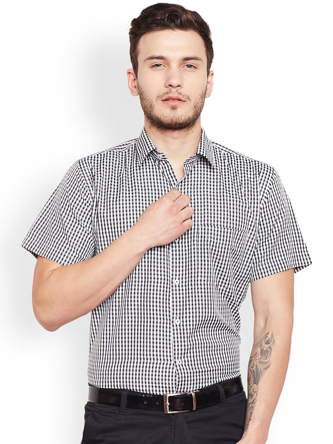 

Hancock Men Black & White Slim Fit Checked Formal Shirt
