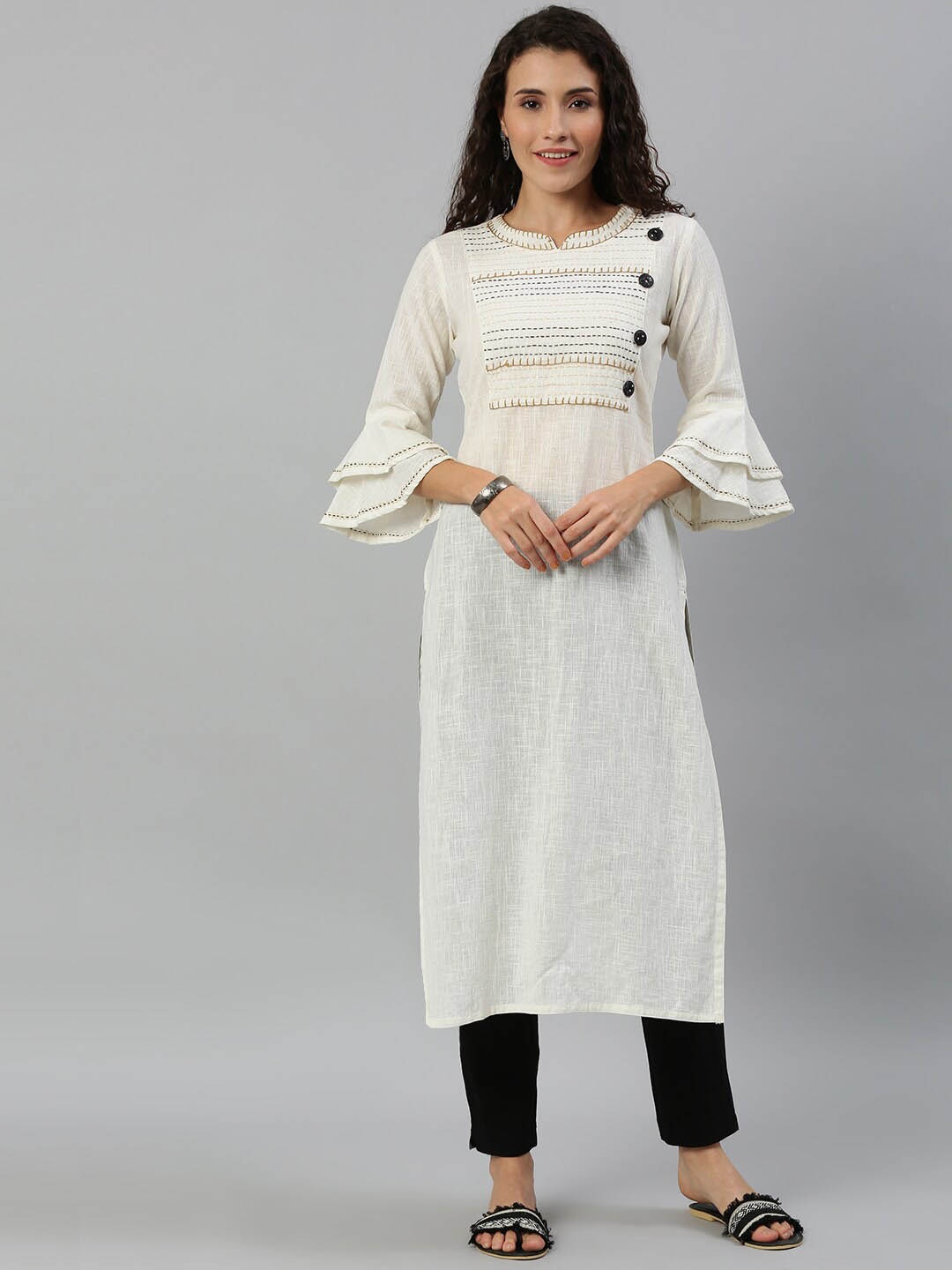 

KALINI Geometric Embroidered Bell Sleeves Thread Work Cotton Straight Kurta, White