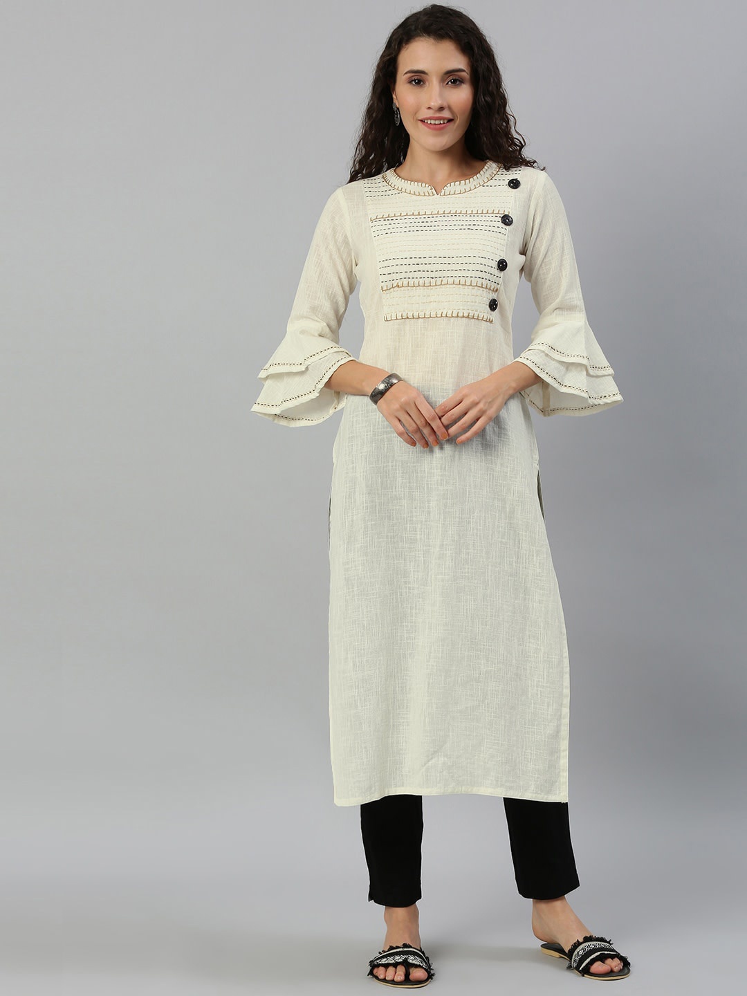 

KALINI Geometric Embroidered Bell Sleeves Thread Work Kurta, Off white