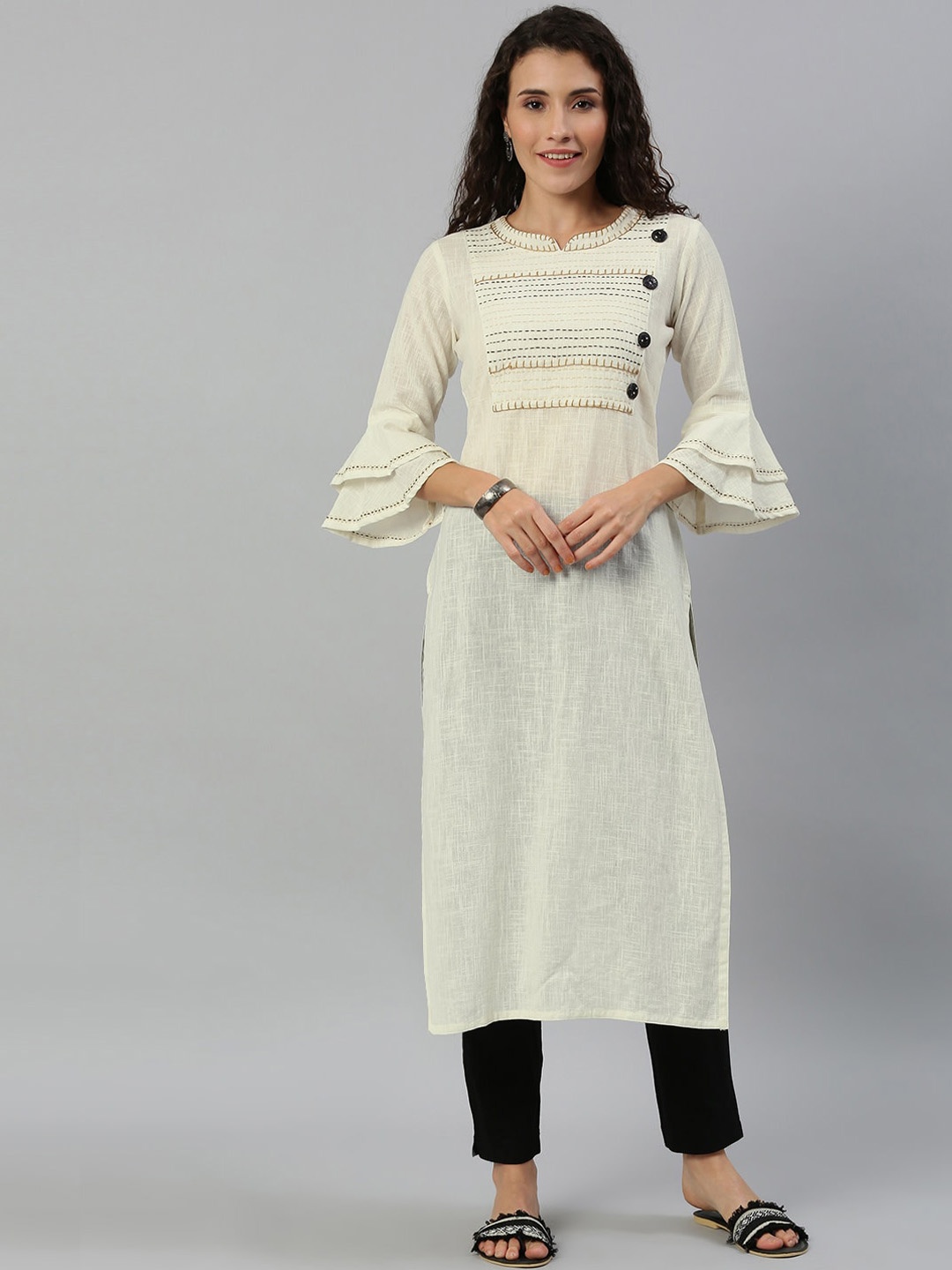 

KALINI Geometric Embroidered Bell Sleeves Thread Work Kurta, Off white