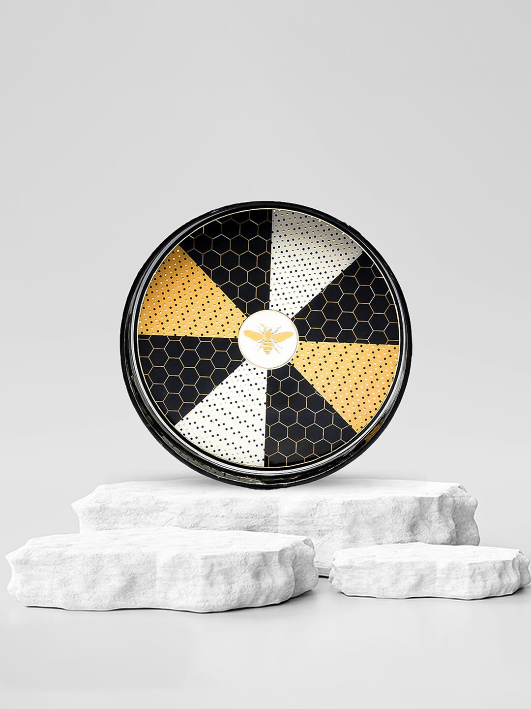 

Izzhaar Queenstown White & Black Round Serving Tray