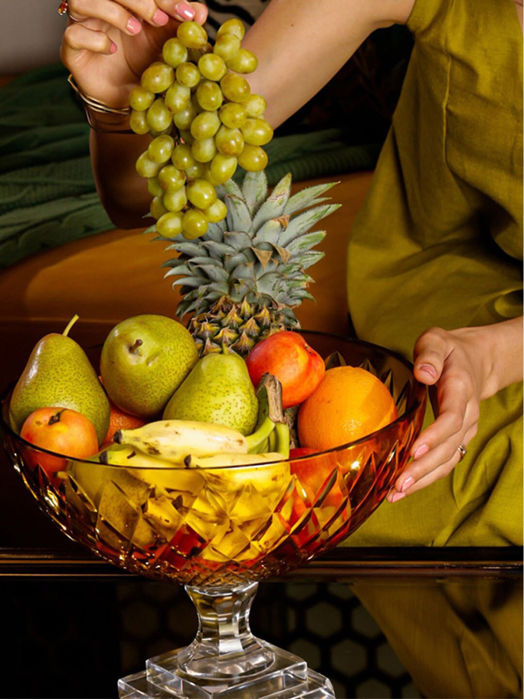 

Izzhaar Snow Jorum Beige Textured Glass Fruit Bowl
