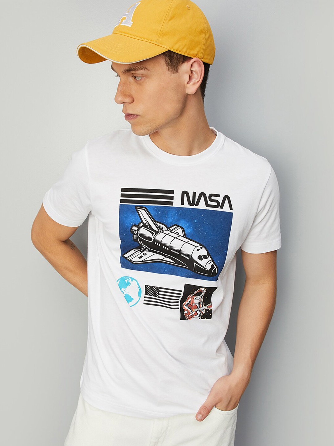 

max Graphic Printed Round Neck Pure Cotton T-shirt, White
