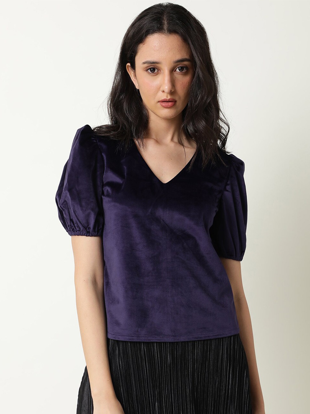 

RAREISM V-Neck Puff Sleeve Velvet Top, Navy blue