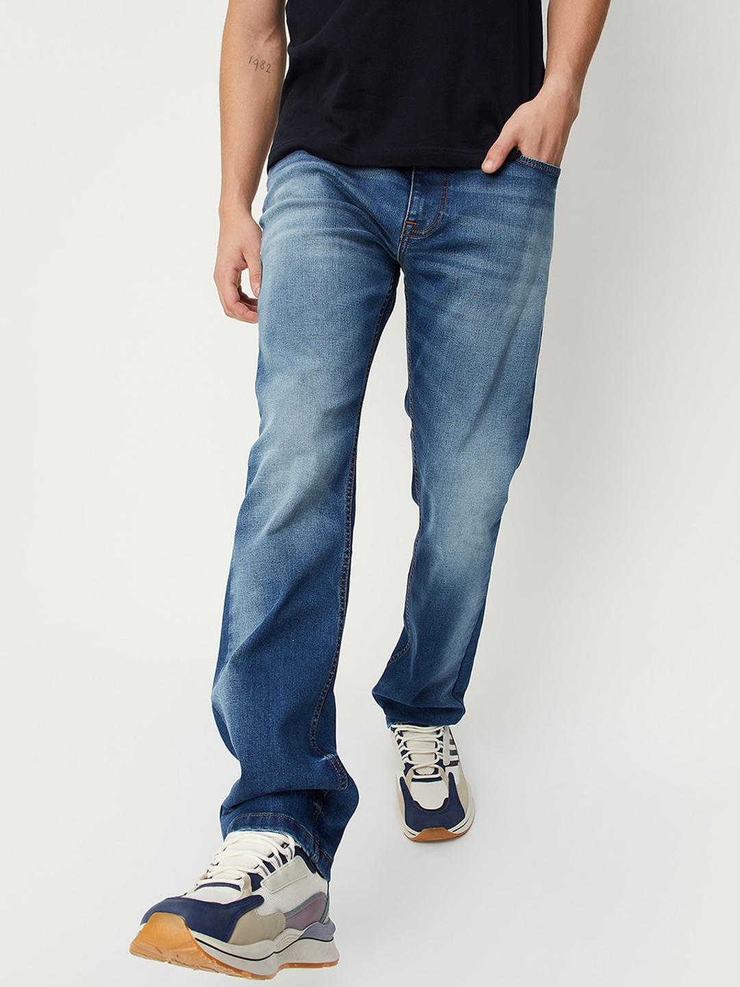 

max Men Mid Rise Clean Look Heavy Fade Clean Look Stretchable Jeans, Blue