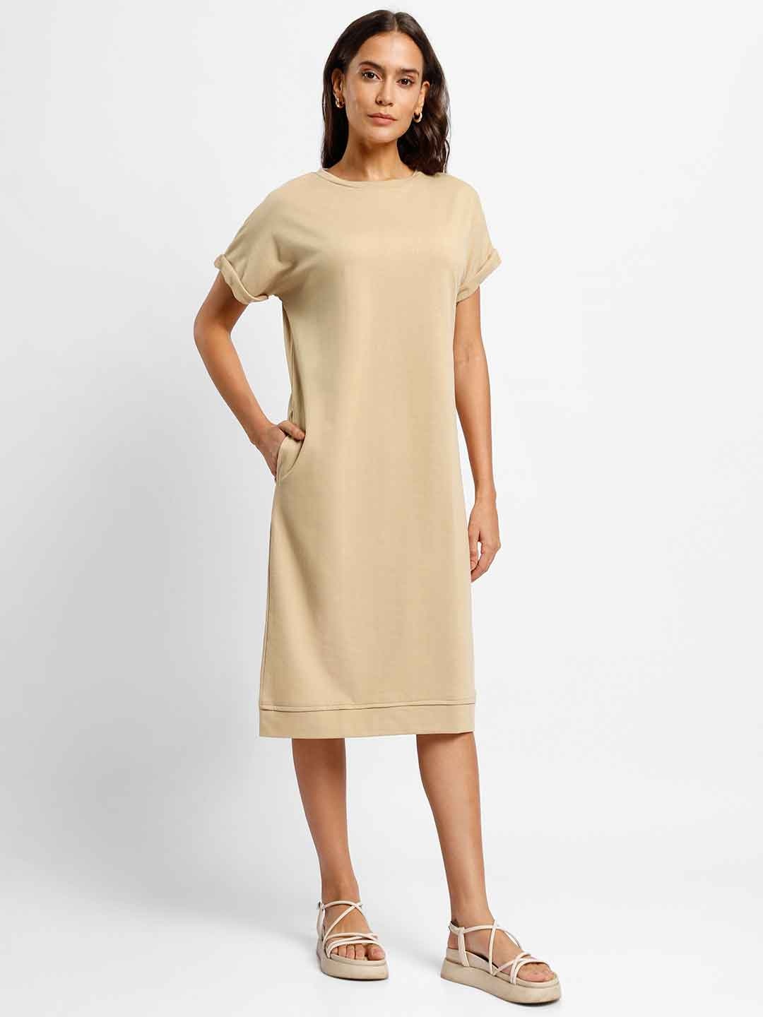 

NOBERO Round Neck Extended Sleeves T-shirt Dress, Beige
